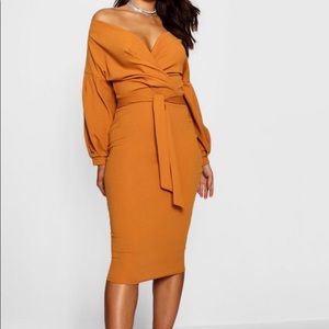 •Orange Off Shoulder Wrap Midi Dress 🍊